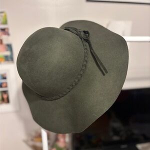 Scala Olive Green Hat with Ribbon Detail